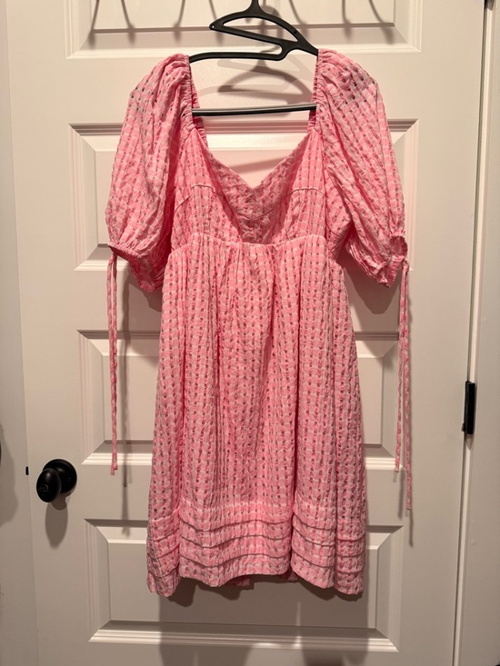 Hyacinth House Dresses & Skirts - Tuckernuck Pink Puff-Sleeve Hyacinth House Dress